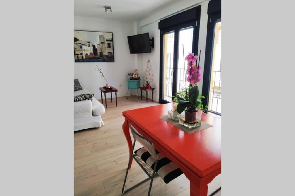 Apartamento Casa Libélula, Loft En El Centro De Sevilla. *